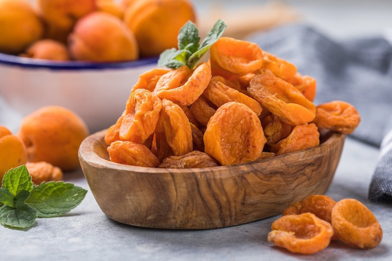 Wholesale Dried Apricot Chips in Russia