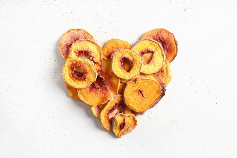 Wholesale Dried Nectarine Chips price in Emirates