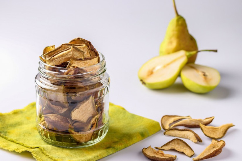 Wholesale Dried Pear Chips in Emirates