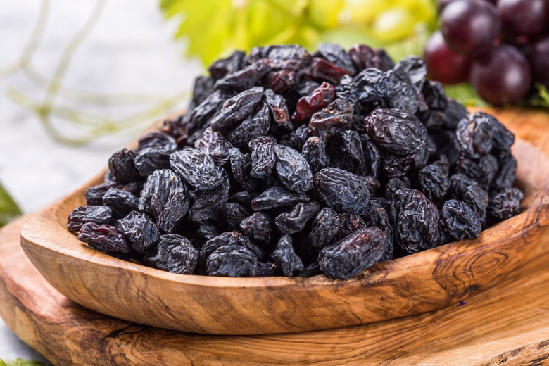 Black-Raisins